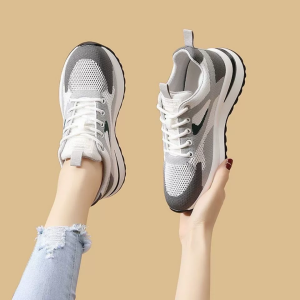 Scarpe sportive