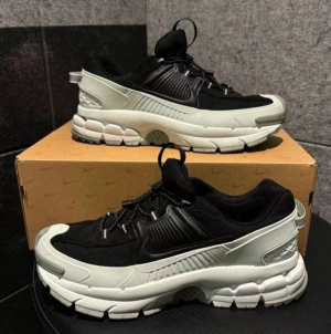 Scarpe sportive